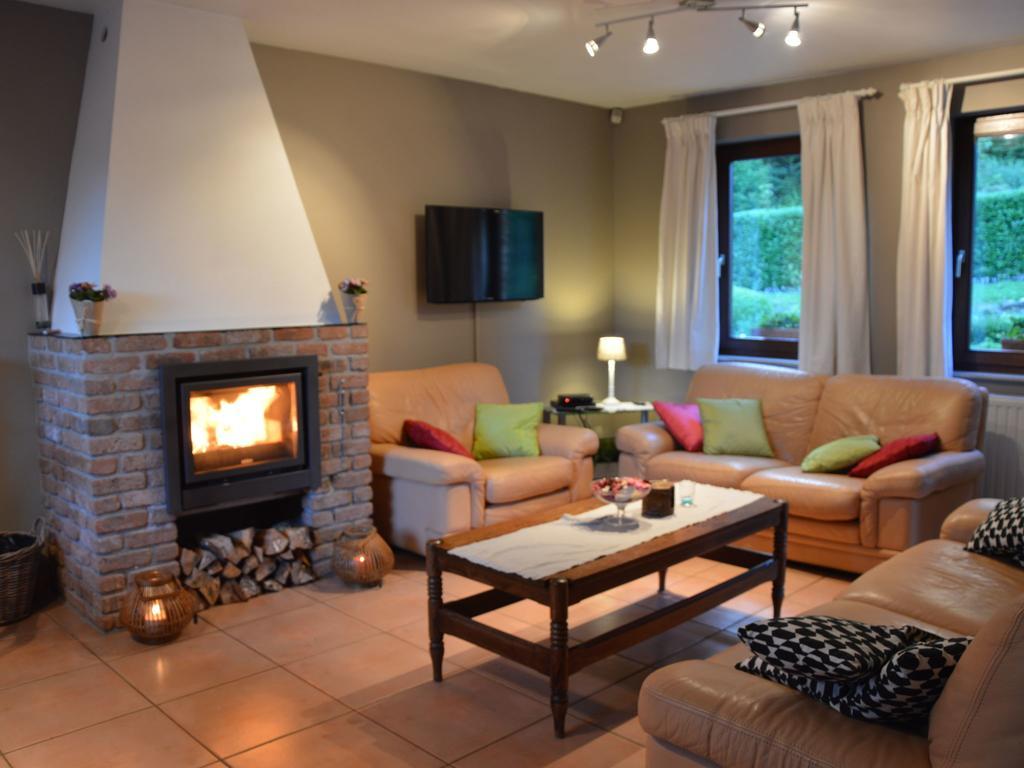 Modern Holiday Home In Stavelot With Fireplace Esterno foto